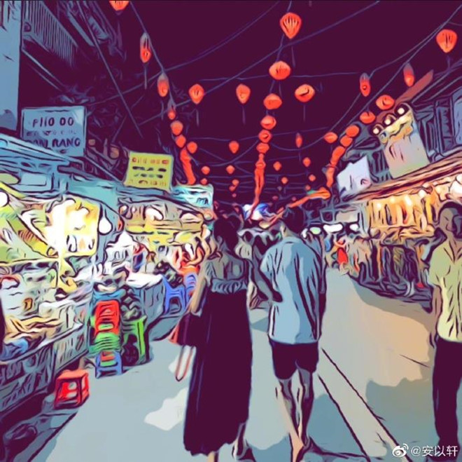 Vợ chồng An Dĩ Hiên đi dạo chợ đêm ở Phú Quốc. Cô đăng ảnh đã qua xử lý hoạt họa. An Di Hien va chong ty phu khoe anh du lich o Viet Nam hinh anh 2