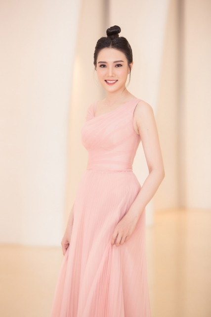 Người đẹp Diệp Hồng Đào. Người đẹp Diệp Hồng Đào.