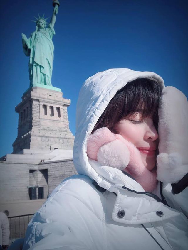 Chạy đua cát-xê, đồ hiệu xe sang và thực tế khắc nghiệt sau ánh hoàng quang showbiz chay dua cat xe do hieu xe sang va thuc te khac nghiet sau anh hoang quang showbiz