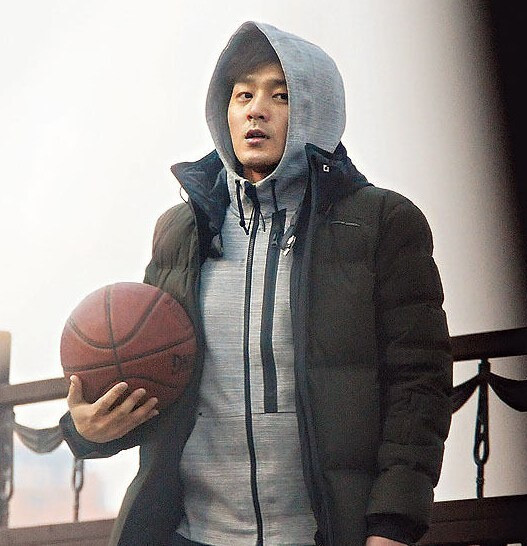 Nhan sắc cực đỉnh của vợ chồng Jeon Ji Hyun ảnh 26