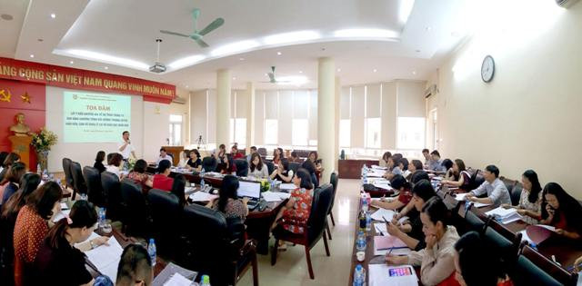 Buổi tọa đàm thu hút đông đảo các Sở, cán bộ quản lý giáo dục mầm non. Buổi tọa đàm thu hút đông đảo các Sở, cán bộ quản lý giáo dục mầm non.