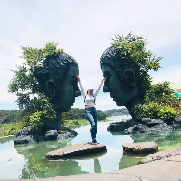 Xuất hiện Hồ Vô Cực ở Đà Lạt khiến dân tình rần rần rủ nhau đến check-in Xuất hiện Hồ Vô Cực ở Đà Lạt khiến dân tình rần rần rủ nhau đến check-in