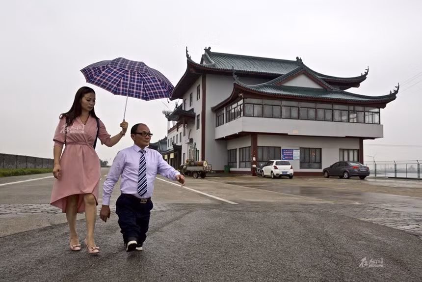‘Vua co bac’ Trung Quoc va noi dau mat doi chan, 3 ngon tay vi do den hinh anh 1 