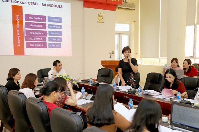 TS Trịnh Thị Xim - Phó hiệu trưởng, Trưởng khoa Giáo dục Mầm non, trường Cao đẳng Sư phạm Trung ương. TS Trịnh Thị Xim - Phó hiệu trưởng, Trưởng khoa Giáo dục Mầm non, trường Cao đẳng Sư phạm Trung ương.