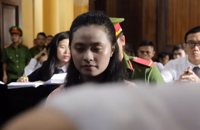 Sau 1 năm vào tù, có ai nhận ra đây là hotgirl Ngọc Miu xinh đẹp một thời? ảnh 16