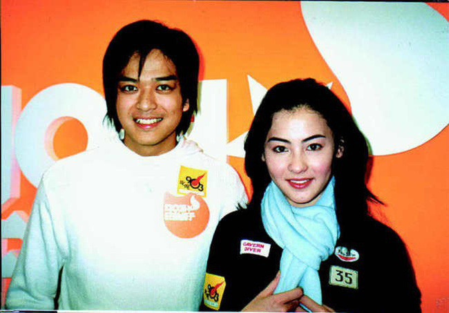 Ai cũng săm soi Tạ Đình Phong hay tình nhân bí ẩn nhưng không biết thanh xuân của Trương Bá Chi từng có người xem cô là cả thế giới - Ảnh 3. Ai cũng săm soi Tạ Đình Phong hay tình nhân bí ẩn nhưng không biết thanh xuân của Trương Bá Chi từng có người xem cô là cả thế giới - Ảnh 3.