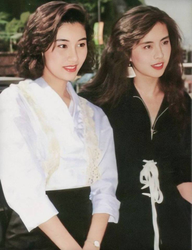 Nhìn lại nhan sắc của loạt đại mỹ nhân Cbiz gần 20 năm trước để hiểu rằng Dương Mịch, Địch Lệ Nhiệt Ba của hiện tại nhạt nhòa thế nào - Ảnh 7. Nhìn lại nhan sắc của loạt đại mỹ nhân Cbiz gần 20 năm trước để hiểu rằng Dương Mịch, Địch Lệ Nhiệt Ba của hiện tại nhạt nhòa thế nào - Ảnh 7.