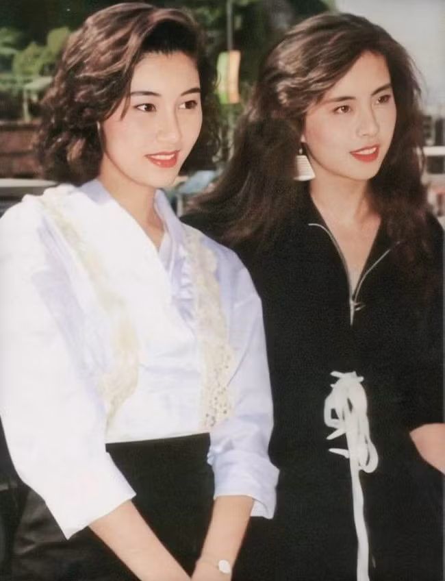 Nhìn lại nhan sắc của loạt đại mỹ nhân Cbiz gần 20 năm trước để hiểu rằng Dương Mịch, Địch Lệ Nhiệt Ba của hiện tại nhạt nhòa thế nào - Ảnh 7. Nhìn lại nhan sắc của loạt đại mỹ nhân Cbiz gần 20 năm trước để hiểu rằng Dương Mịch, Địch Lệ Nhiệt Ba của hiện tại nhạt nhòa thế nào - Ảnh 7.