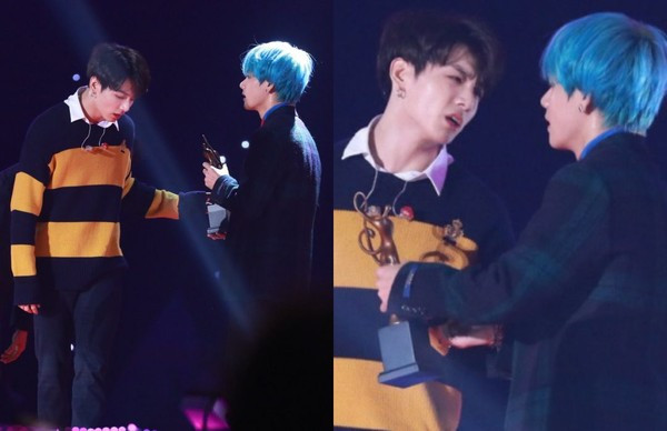 Xót xa những khoảnh khắc thần tượng Kpop kiệt sức ngã quỵ trên sân khấu ảnh 1 Dù mệt mỏi nhưng Jungkook vẫn cố gắng trụ vững trên sân khấu