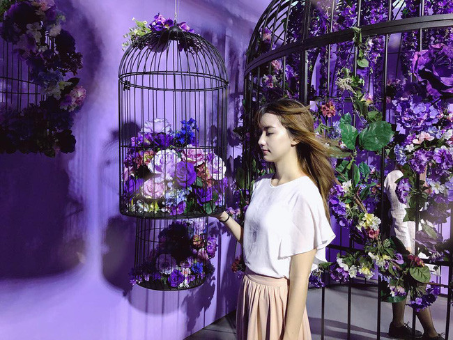 Dân mạng xuýt xoa không thể rời mắt trước vẻ đẹp như tranh vẽ của nữ kỳ thủ được ví là nàng tiên cờ vây, vừa xinh đẹp lại có trí tuệ hơn người - Ảnh 15.