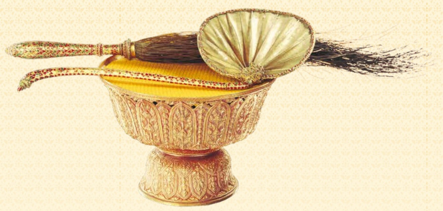 5 bảo vật Hoàng gia trong Lễ đăng quang của Vua Thái Lan ảnh 4 Chú thích ảnh