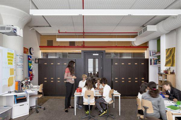 he lo ngoi truong co hoc phi 1,3 ty/nam, phu huynh toan dai gia lam tien - 2