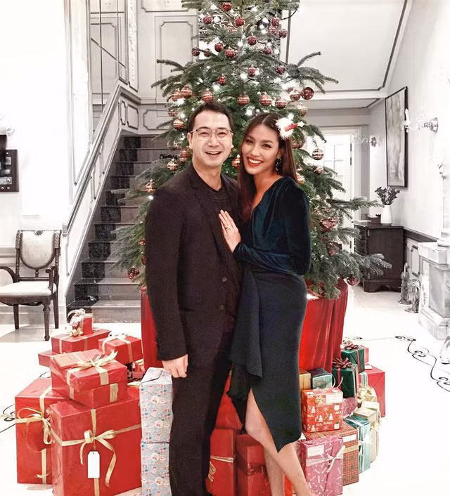 Cuộc sống làm dâu trong một gia đình quyền lực cũng là điều khiến nhiều người chú ý. Có thể thấy rằng, sau khi cưới nhan sắc Lan Khuê cũng mặn mà hơn trước rất nhiều. 