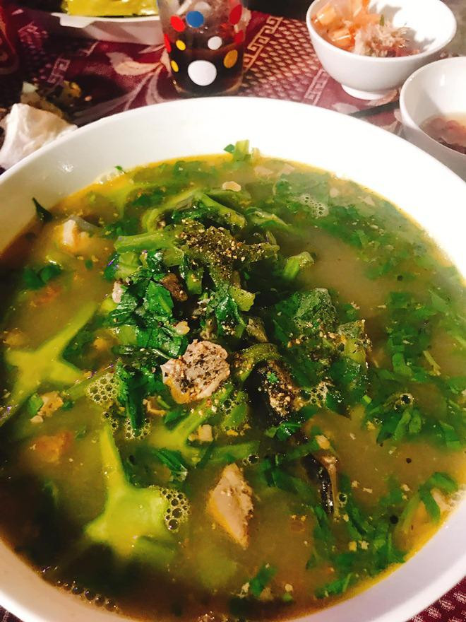 le thuy ve que khoe dac san que nha, lan khue tro mat vi &#34;canh la qua&#34; - 4