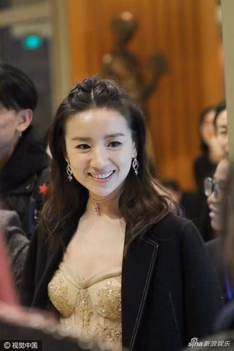 Cai gia qua dat cho nhung nghe si ngoai tinh o showbiz Trung Quoc hinh anh 2 