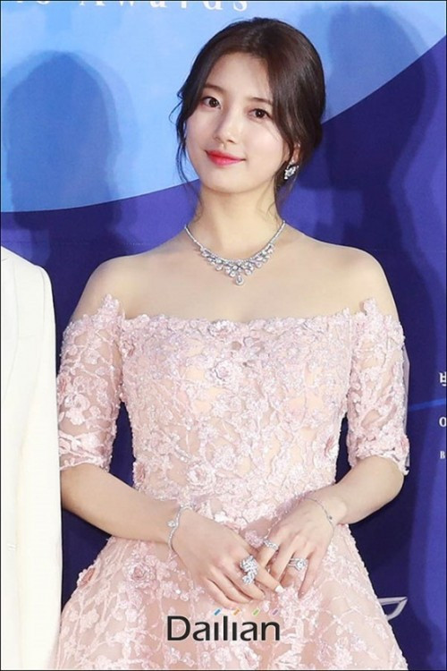 cuoc song cua "tinh dau quoc dan han" sau khi chia tay lee min ho hinh anh 2