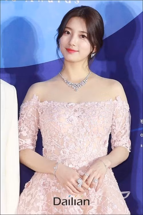 cuoc song cua "tinh dau quoc dan han" sau khi chia tay lee min ho hinh anh 2