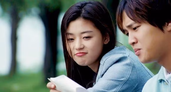 Nhan sắc cực đỉnh của vợ chồng Jeon Ji Hyun ảnh 7