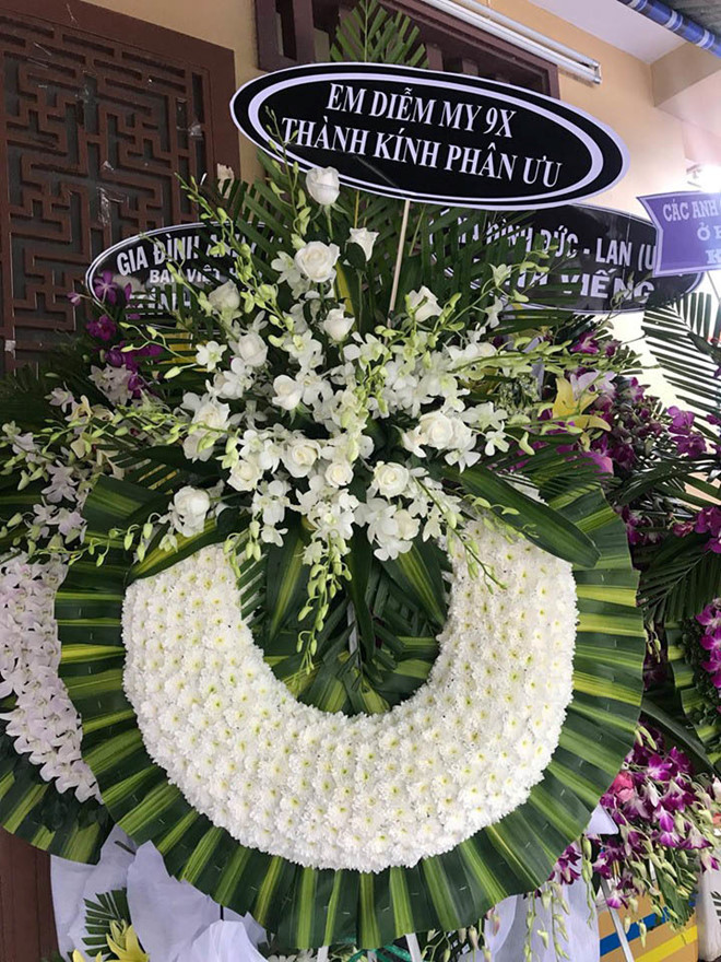 Xúc động bức ảnh cuối cùng Việt Hương chụp chung với ba trước khi ông qua đời ảnh 2 Việt Hương chia sẻ bức ảnh cuối cùng chụp chung với ba gây xúc động - ảnh 2