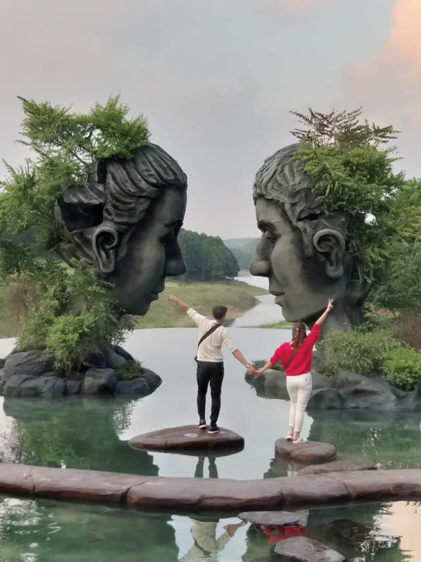 Xuất hiện Hồ Vô Cực ở Đà Lạt khiến dân tình rần rần rủ nhau đến check-in Xuất hiện Hồ Vô Cực ở Đà Lạt khiến dân tình rần rần rủ nhau đến check-in