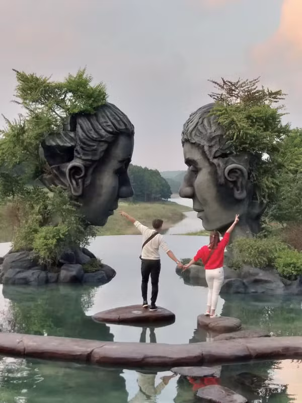 Xuất hiện Hồ Vô Cực ở Đà Lạt khiến dân tình rần rần rủ nhau đến check-in