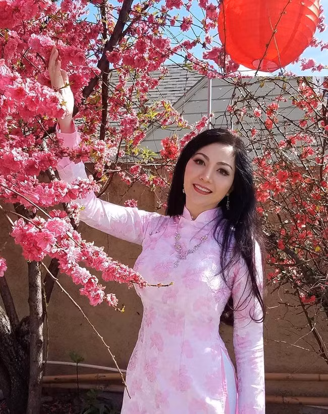 Hoa hậu Thiên Nga: Tiểu thư cành vàng 2 lần đăng quang Hoa hậu, lấy chồng Giáo sư đại học Mỹ nhưng phải chịu nhiều bất hạnh nghiệt ngã - Ảnh 7.