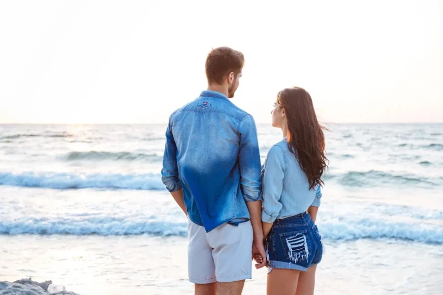 Thiếu kinh nghiệm sống là một trong những lý do quan trọng khiến việc kết hôn sớm không được khuyến khích. (Ảnh: ITN)