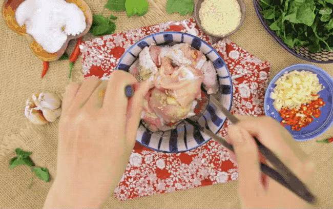 Cách nấu canh gà lá giang ngon đúng điệu, cho mâm cơm ngày lễ thêm mới lạ ảnh 2