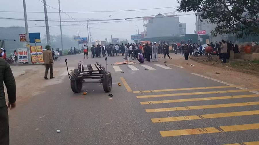 Hiện trường vụ tai nạn kinh hoàng.