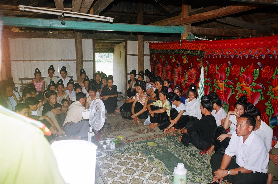 Vụ nữ sinh giao gà bị sát hại ở Điện Biên: Vợ Vì Văn Toán cũng vừa bị bắt ảnh 2 Vụ nữ sinh giao gà bị sát hại ở Điện Biên: Vợ Vì Văn Toán cũng vừa bị bắt ảnh 2