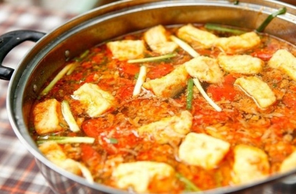 Lẩu riêu cua tuyệt ngon cho ngày trở rét Lẩu riêu cua tuyệt ngon cho ngày trở rét