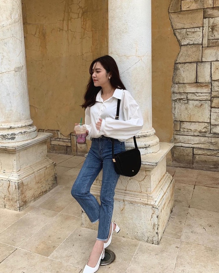 Gợi ý 10 set đồ tuyệt đẹp cho các nàng công sở ảnh 2 Nhìn thì toàn những món đơn giản có sẵn trong tủ đồ, nhưng các nàng cứ học thử ngay đi, đảm bảo bạn sẽ thêm vài phần tự tin khi nhìn mình trong gương.