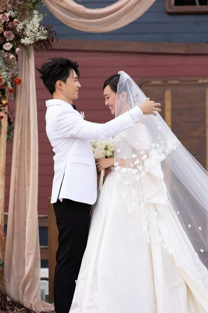 Đây là một trong những đám cưới được mong chờ nhất tháng 10. Đây là một trong những đám cưới được mong chờ nhất tháng 10.