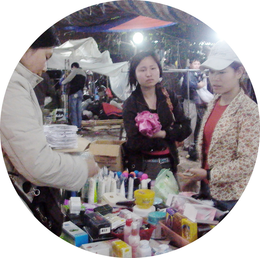 Khách bình dân chấp nhận rủi ro Khách bình dân chấp nhận rủi ro