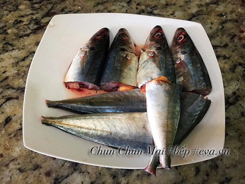 Ca nuc kho ca chua dam da dua com