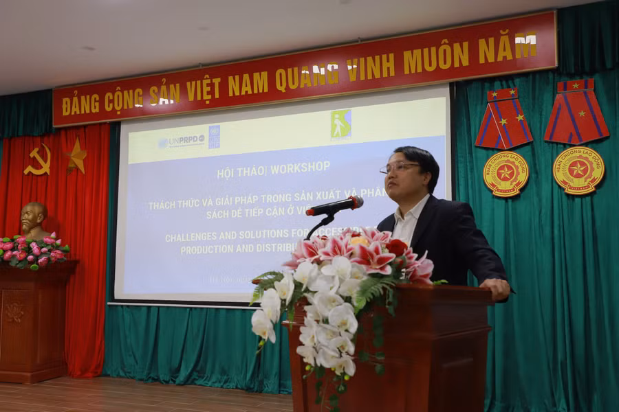 Ông Tạ Ngọc Trí - Phó Trưởng Ban thường trực Ban Chỉ đạo Giáo dục trẻ khuyết tật và trẻ em có hoàn cảnh khó khăn, Phó Vụ trưởng Vụ Giáo dục Tiểu học (Bộ GD&amp;ĐT).