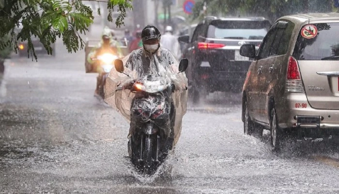 Thời tiết cuối tuần Bắc Bộ mưa to, Nam Bộ ngày nắng, chiều tối mưa dông