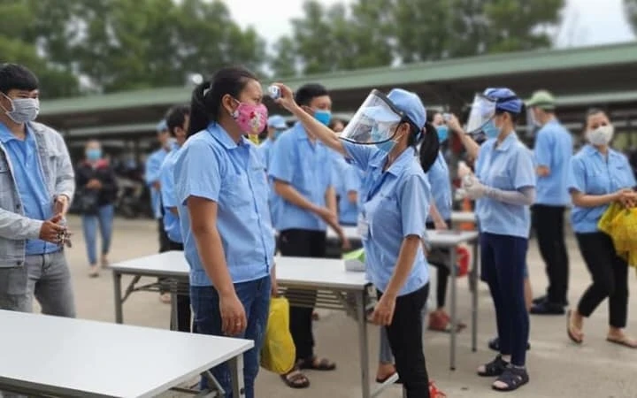 Thái Bình lên phương án đón công nhân từ Bắc Giang về quê