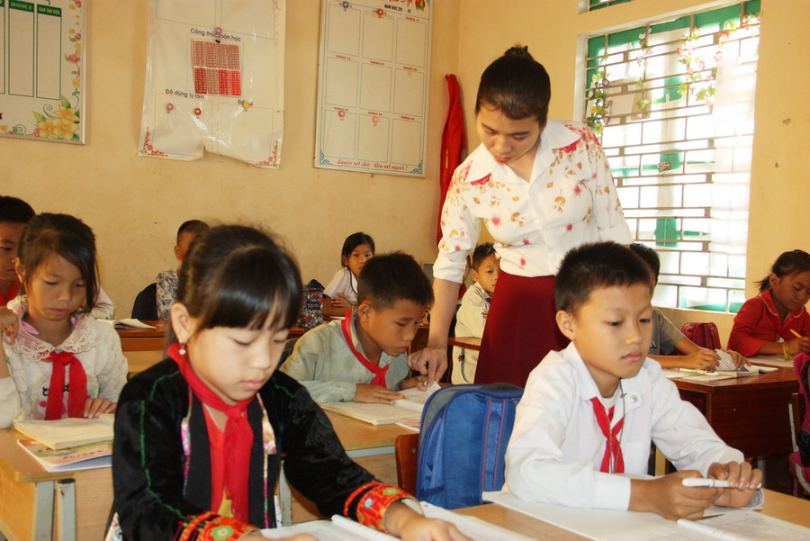 Một tiết học Tiếng Việt lớp 5 của cô và trò Trường PTDTBT Tiểu học An Lương Một tiết học Tiếng Việt lớp 5 của cô và trò Trường PTDTBT Tiểu học An Lương