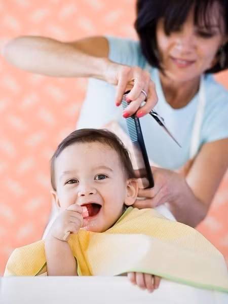 Không phải con bị rụng tóc là thiếu canxi, bác sĩ chỉ ra nguyên nhân mà cha mẹ nên biết