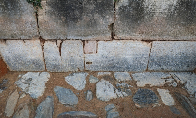 Các nhà khoa học đã giải mã bí ẩn chôn giấu dưới bức tường thành nhà Hồ ảnh 7 Bí ẩn chôn giấu dưới bức tường thành nhà Hồ