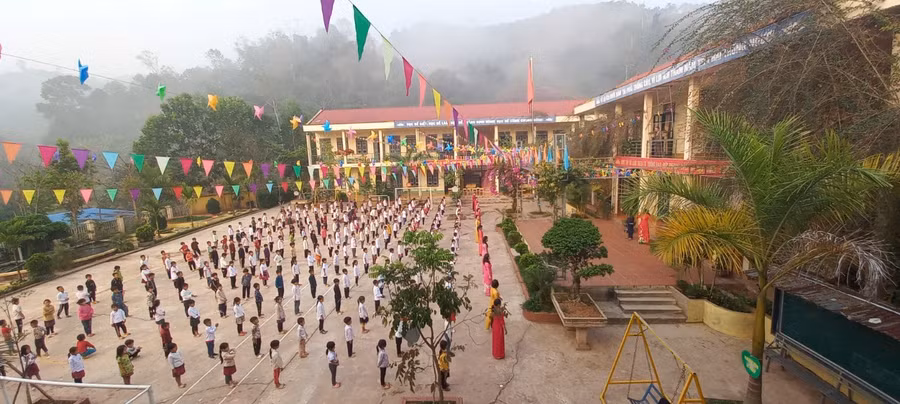 Hình ảnh mái trường PDTBT TH Nậm Kè số 2 hiện nay.