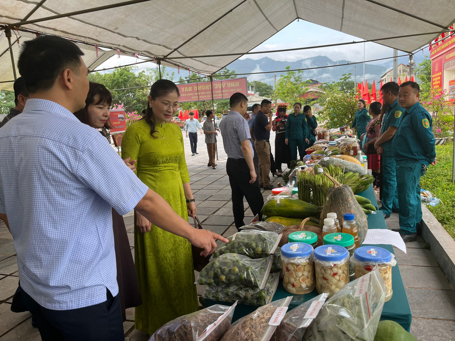 Không gian trưng bày nông sản tại Đại hội thi đua quyết thắng.