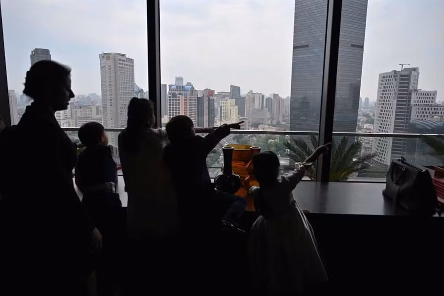 Cận cảnh lớp học để trở thành “giới thượng lưu” ở Thượng Hải