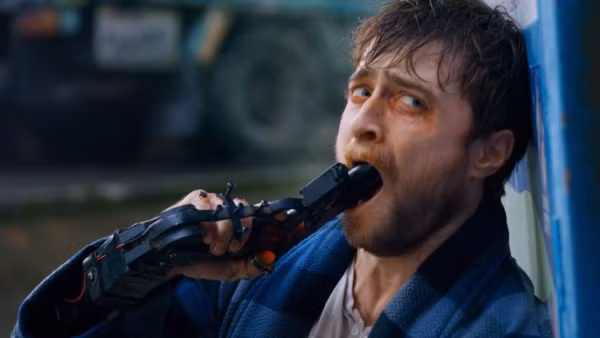 10 y tuong dien anh ky la dang duoc trien khai hinh anh 10 guns_akimbo.png