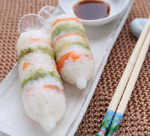 Sốc toàn tập với cơm cuộn trong bao cao su đang “gây sốt” ở Nhật ảnh 4