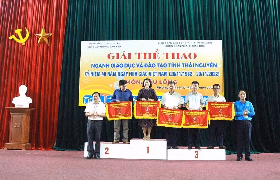 Hơn 500 nhà giáo dự Giải thể thao ngành Giáo dục tỉnh Thái Nguyên.