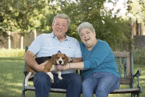 Ken và Jane cùng bị ung thư vú sau gần 47 năm chung sống. Ảnh: Cleveland Clinic.