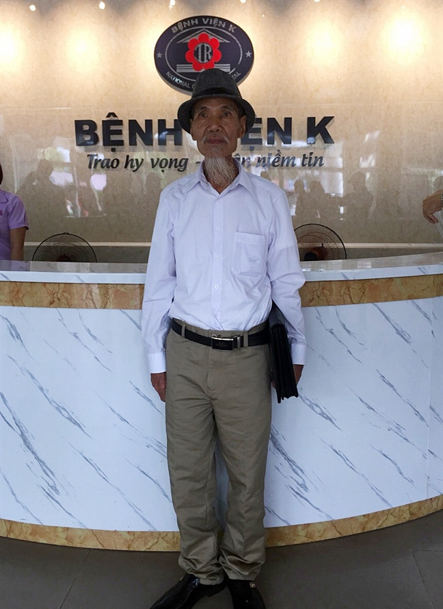 Cụ ông 77 tuổi vẫn sống khỏe dù bị ung thư cách nay 48 năm Cu ong 77 tuoi van song khoe du bi ung thu cach nay 48 nam