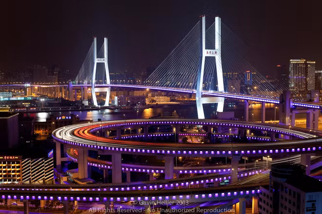 Chiêm ngưỡng những cây cầu độc đáo nhất thế giới - Ảnh 6.